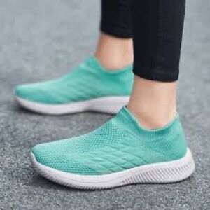 Urban Sport size 6 turquoise blue slip on sock sneakers
